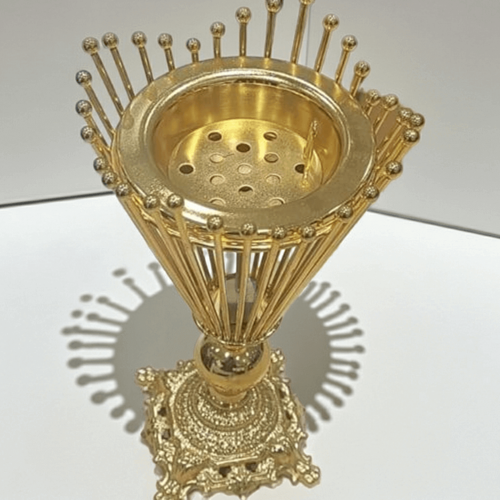 Luxury Gold-Plated Incense Burner Premium Bakhoor Oud Burner for Aromatherapy Home Décor and Special Gifts